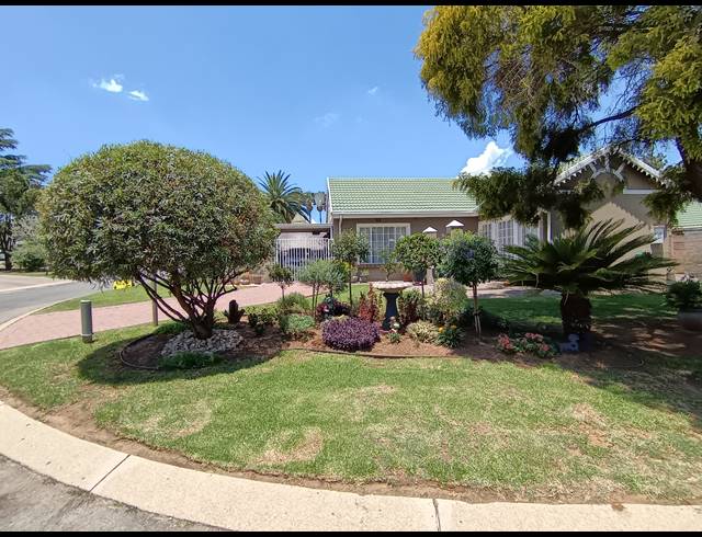 2 BEDROOM GATED ESTATE FOR SALE IN VERWOERDPARK
